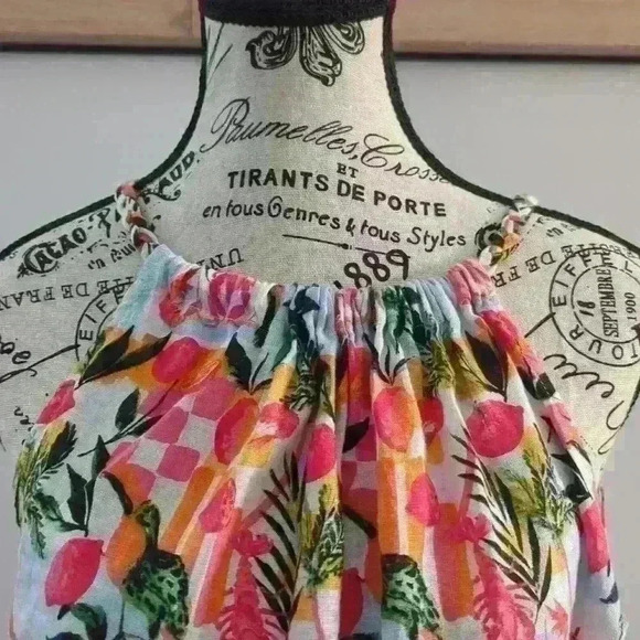 C&C CALIFORNIA | Women's Tropic Narrow Banded Braided Neckline LinenHal… - Picture 2 of 6